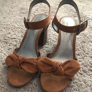 Worthington dark tan wooden block heels